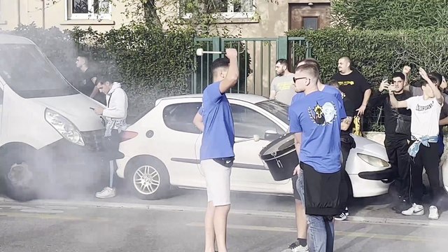 OM-AEK Athènes : les supporters des deux clubs fêtent leur amitié