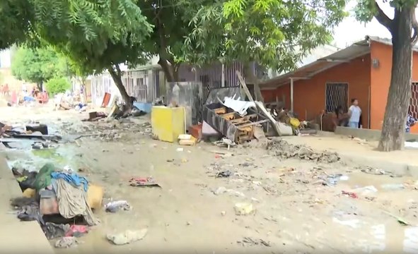 Desbordamientos de arroyos dejan 400 familias damnificadas en Soledad