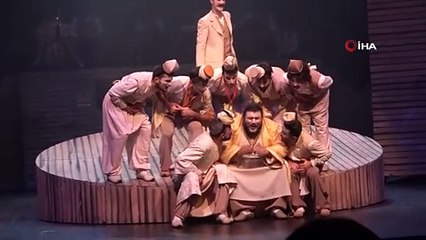 Van'da 'İtaat İlamı' oyunu büyük beğeni aldı