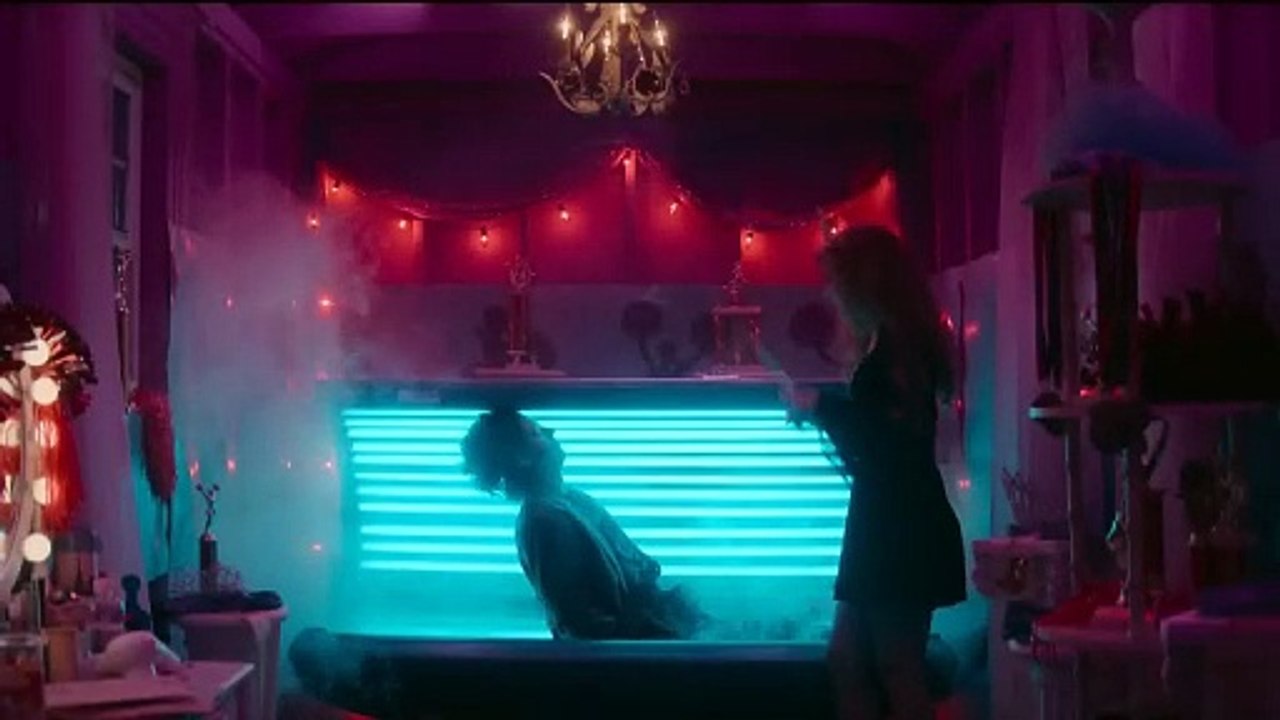 Lisa Frankenstein Trailer OV