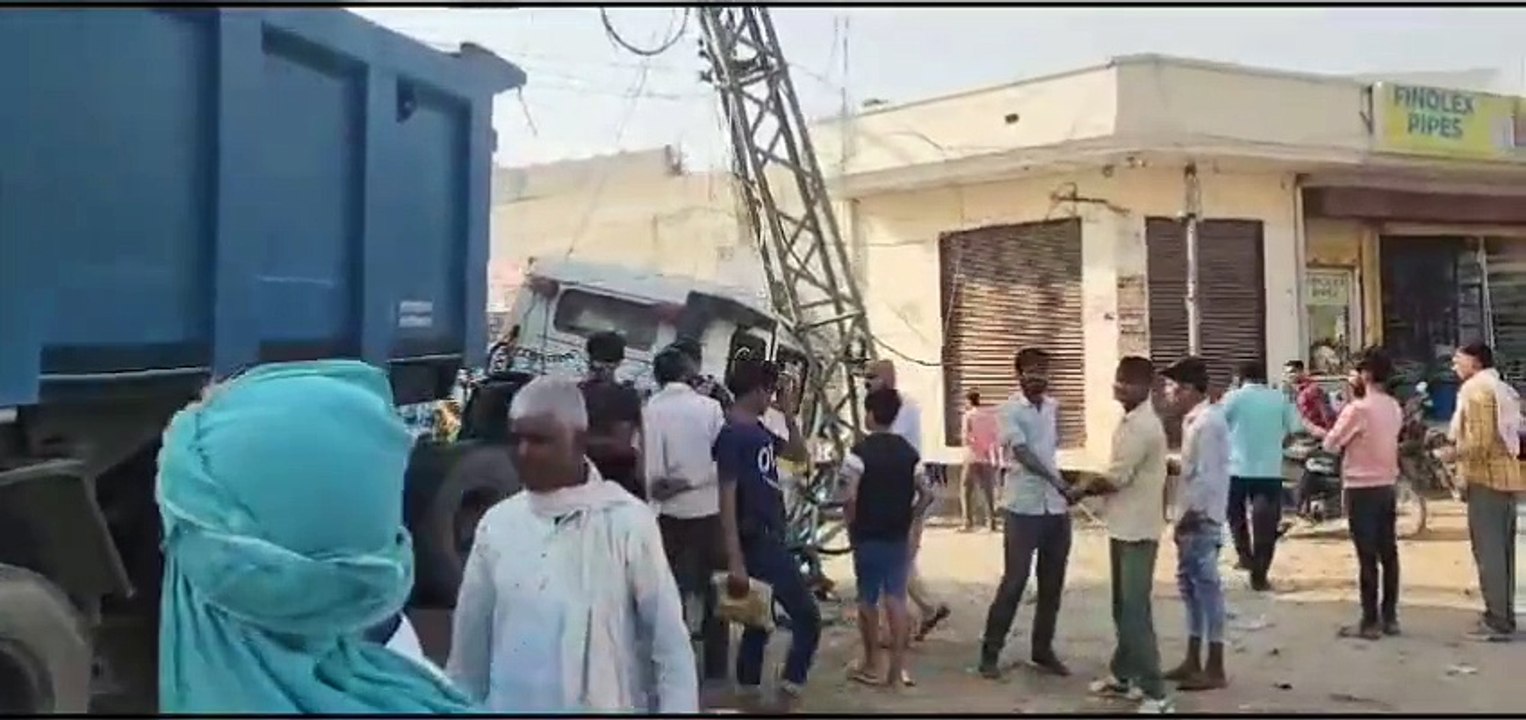 दिल्ली रोड पर नशे में धुत ट्रोला चालक ने विद्यु...
