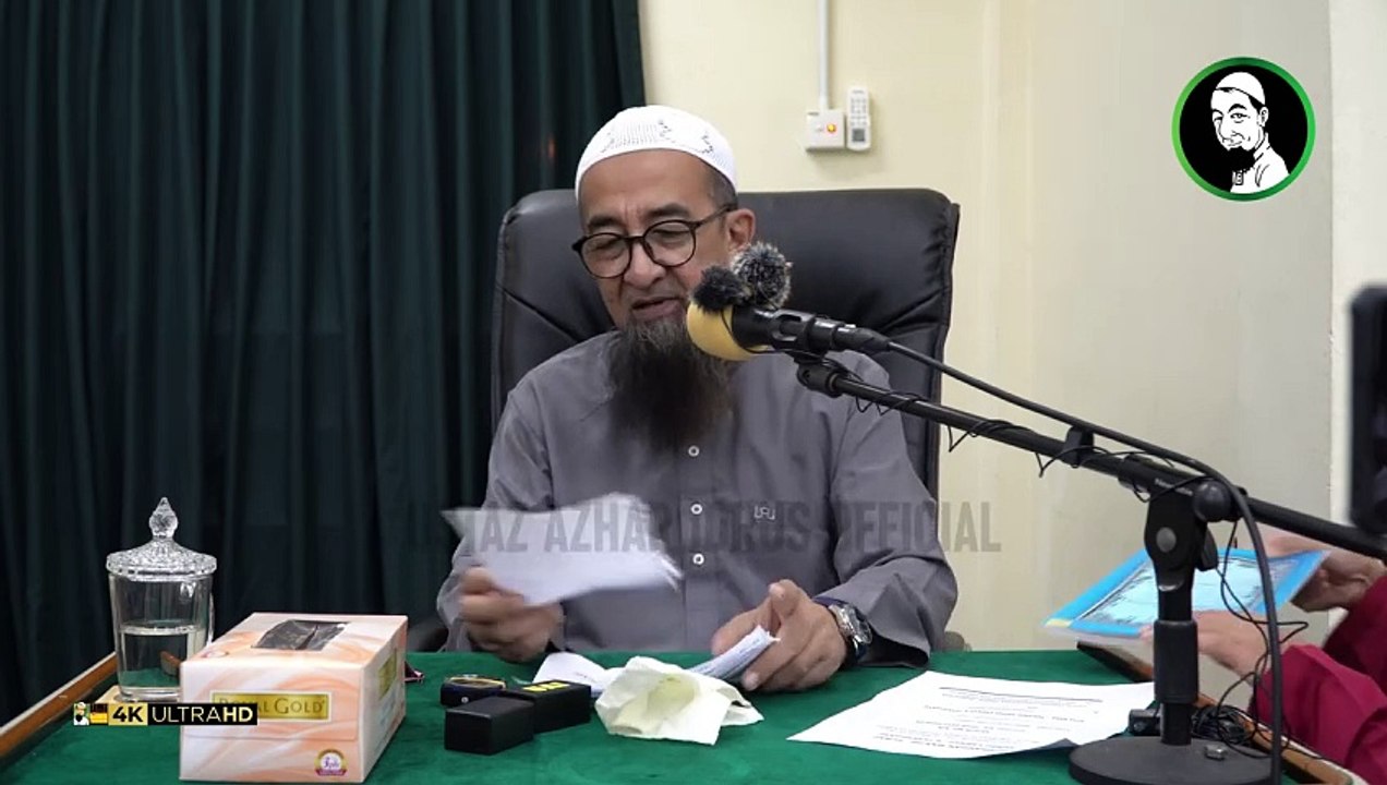 Air Terpercik Semasa Basuh Najis Anak - Ustaz Azhar Idrus
