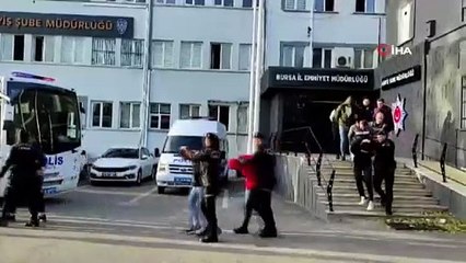 Bursa'da Fuhuş Çetesi Operasyonu: 13 Kişi Yakalandı, 28 Kadın Kurtarıldı