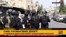 Son Dakika: Mescid-i Aksa'da cuma saatinde yine aynı manzara! İsrail polisi gaz bombası attı