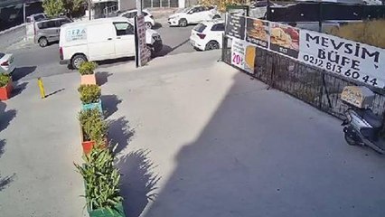 Bağcılar'da iş yerinde patlama: 5 yaralı