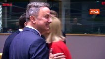 Un selfie dei leader dell'Unione europea nella sala del Consiglio Ue