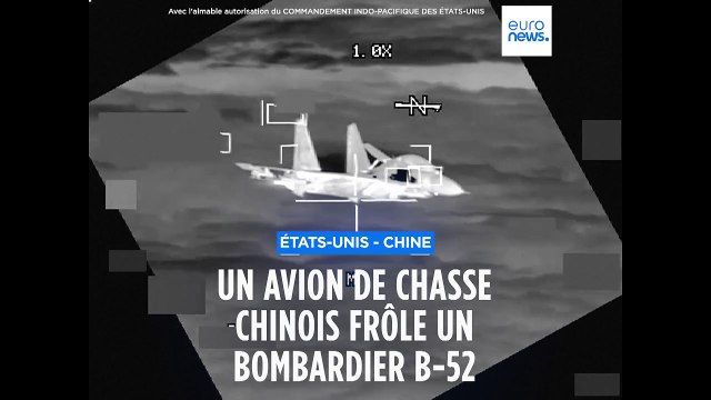 Collision évitée entre un avion de chasse chinois et un bombardier américain B-52