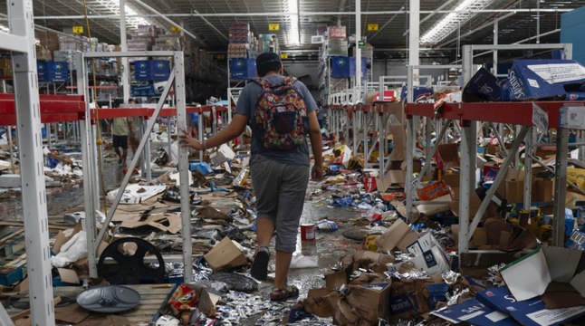 “No se puede explicar con palabras como está de destrozado Acapulco”: turista tras paso de Otis