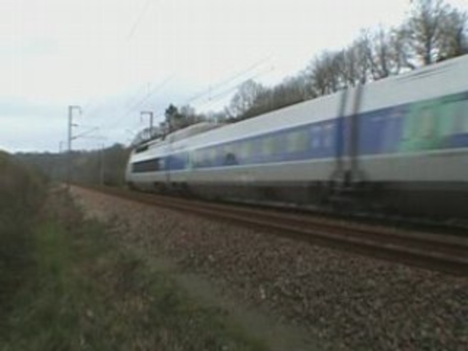 06 290308