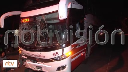 "¡Frenó de golpe y chocaron!": Triple colisión de película en la avenida Villazón