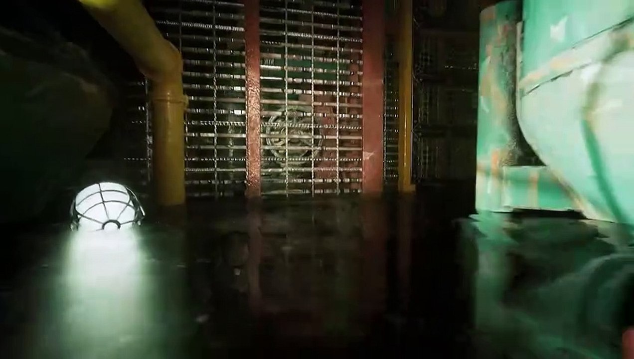 Still Wakes the Deep - Gameplay