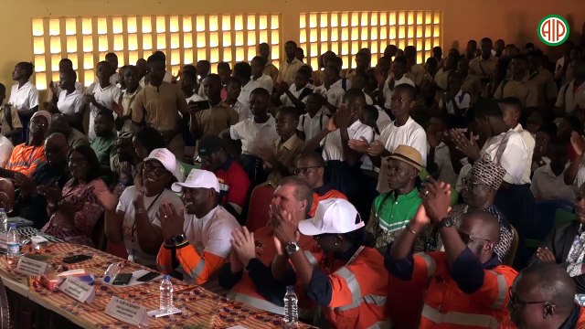 Région-Man/ Une société minière sensibilise les élèves sur les grossesses en cours de scolarité à Zouan-Hounien