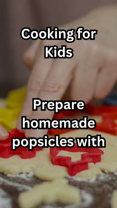 Cool down with guilt-free popsicles. #DIYSnacks #HealthyTreats