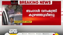 ED അറസ്റ്റ് ചെയ്ത ബംഗാൾ വനം മന്ത്രി കോടതിയിൽ കുഴഞ്ഞുവീണു