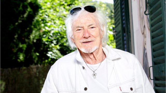 VOICI - Hugues Aufray obligé de reporter un concert pour subir “une intervention chirurgicale”