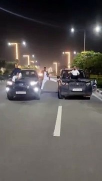 Video: फिल्म फूल और कांटे के अजय देवगन की तरह किया स्टंट, अब पड़ गए लेने के देने, देखें वीडियो