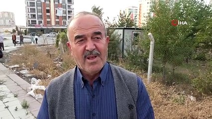 Raylı sistemli olduğu belirtilerek satılan yeni bina depremde hasar görünce patlayıcı ile böyle yıkıldı