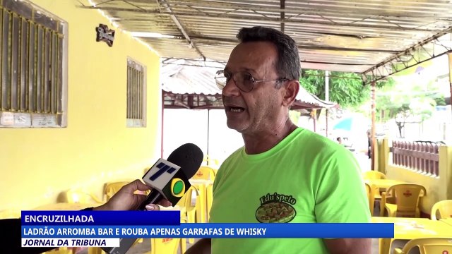 Ladrão arromba bar e rouba garrafas de whisky