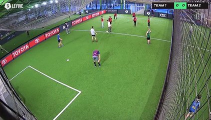 mercedes 26/10 à 19:48 - Football Terrain Toyota (LeFive Valenciennes)