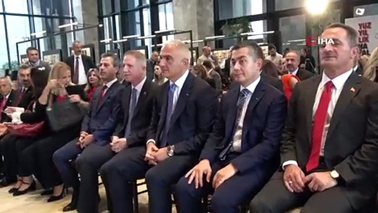 Bakan Ersoy: "Türkiye'mizi parlak bir geleceğin beklediğine inancım tamdır"