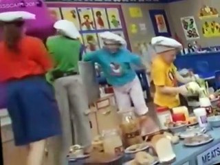 Barney and Friends Barney and Friends S01 E005 Eat, Drink and Be Healthy!