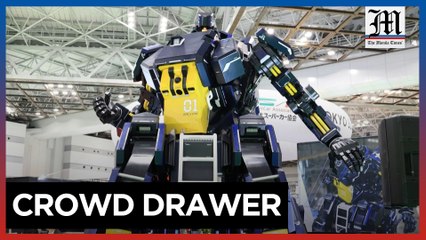 Tokyo start-up unveils mobile suit robot