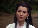 The Return of the Condor Heroes 95 in slow motion 神鵰俠侶 李若彤版 小龍女好奇地望著老頑童周伯通  Xiaolongnü looked at the old naughty boy Zhou Botong curiously