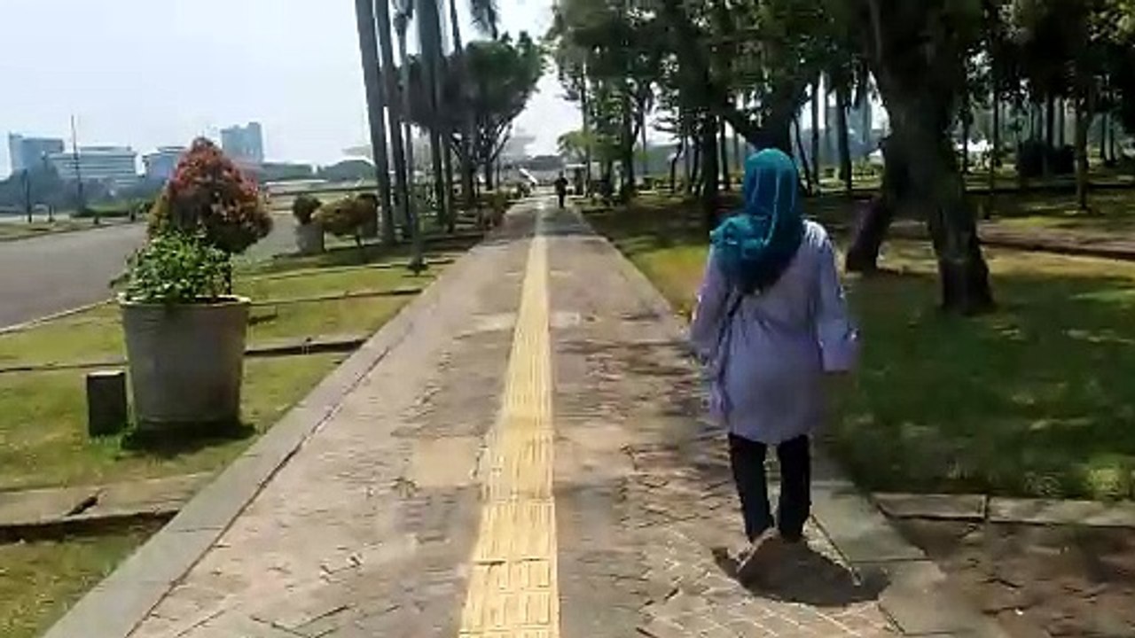 Liburan monas
