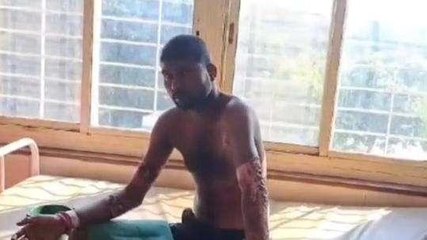 शिवपुरी : बिजली के ट्रांसफार्मर से लगा ग्रामीण को करंट, जिला अस्पताल में भर्ती