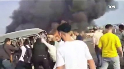 النيران التهمت السيارة.. فيديو مروع لحادث طريق «القاهرة _ الإسكندرية» الصحراوي