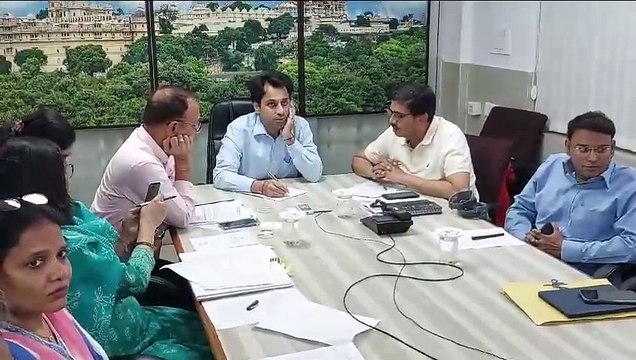 मुख्य निर्वाचन अधिकारी ने की चुनाव तैयारियों की समीक्षा