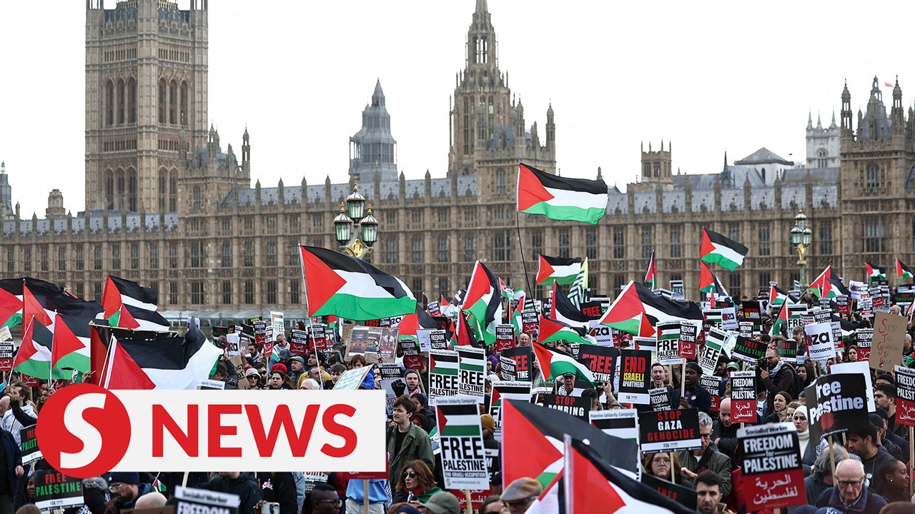 Thousands join pro-Palestinian protest in London to demand Gaza ceasefire
