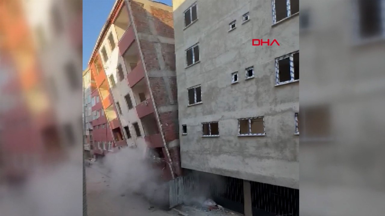 Güngören'de bir bina yıkım sırasında çöktü