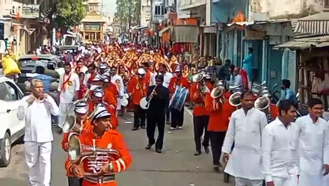 महाराजा अजमीढ़ जयंती पर निकाली शोभायात्रा, झांकियों ने मन मोहा...