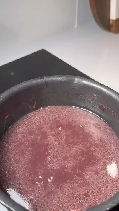 OEUFS MEURETTES  #vin #meurette #oeufs #egg #oeufpoché #recette #recipe #recipes #easyrecipe #recettefacile #cuisine