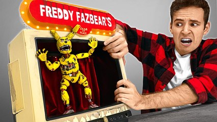 I Made A Bunny Springlock The Star Of My Fnaf Tv Diorama!