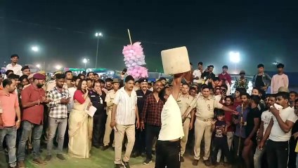 एक हाथ से उठा दिया 85 किलो वजन, देखने वालों हुए हतप्रभ