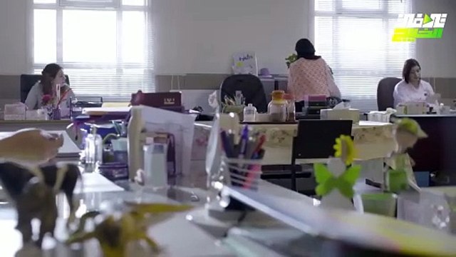 مراته رجعت بوقت متأخر بالليل ولما صارخ عليها هددته بطريقتها الخاصة