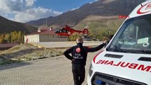 Une femme souffrant de douleurs à Van a été transportée à l'hôpital par hélicoptère ambulance.