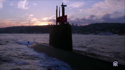 MSB, İstanbul Boğazı'ndaki resmi geçide katılan denizaltılarda kaydedilen görüntüleri paylaştı