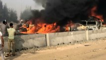 Video muestra la escena que dejó un accidente de tránsito múltiple que dejó más de 30 muertos en Egipto