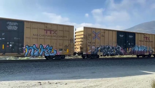 UP 7132 Leads Southbound Manifest Train Passes Through Blue Cut CA