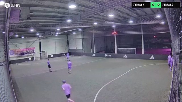 Muhammed 28/10 à 20:31 - Football Terrain 2 adidas (LeFive Reims)