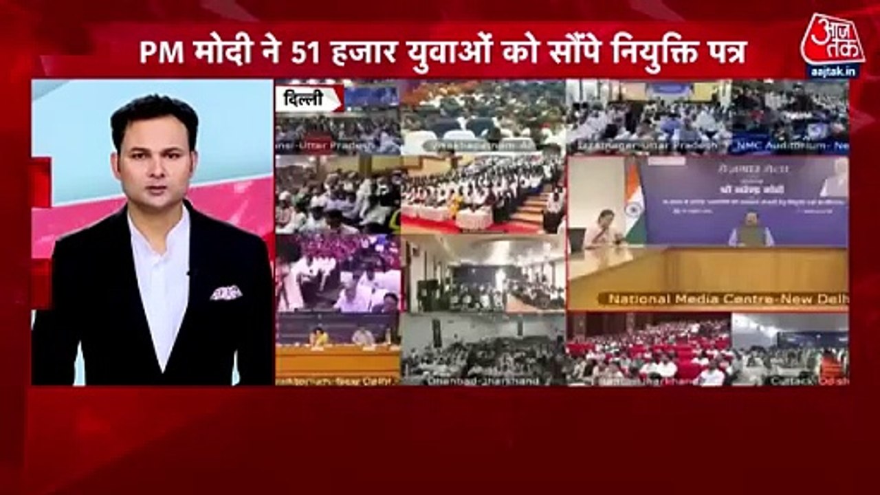 PM Modi talks to Prez of Egypt about the war si...