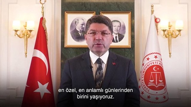 Adalet Bakanı Tunç'tan 29 Ekim Cumhuriyet Bayramı mesajı