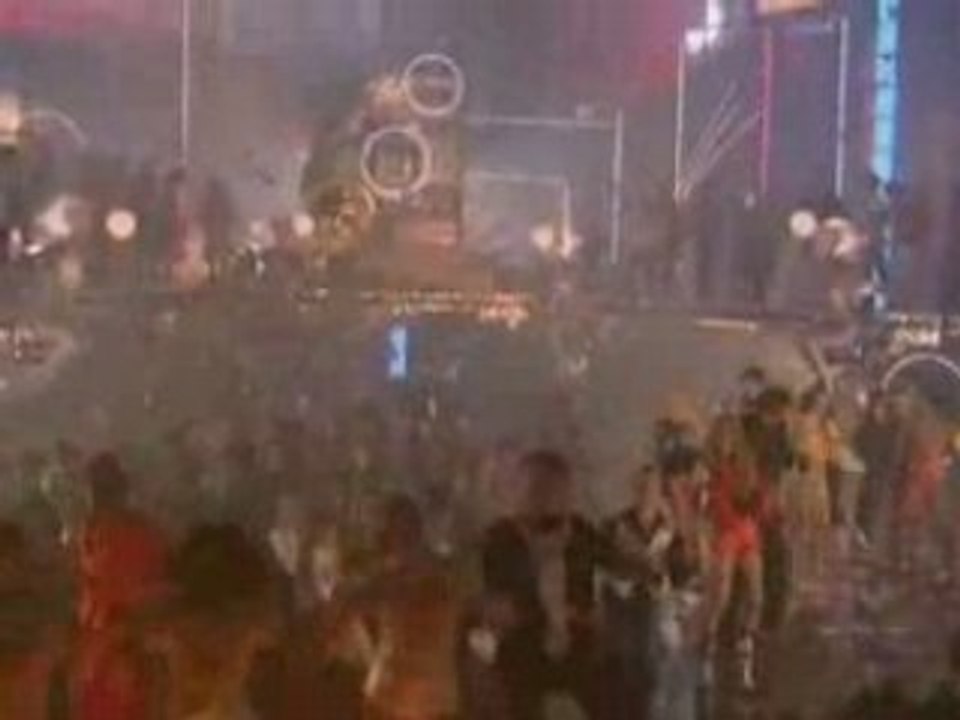 Je te tiens, tu me tiens par la barbichette (1979)