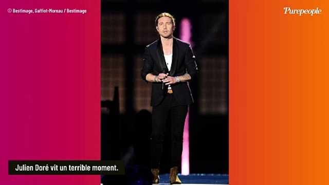 Julie Doré muré dans le silence : il fait face à la mort d'une des femmes les plus importantes de sa vie