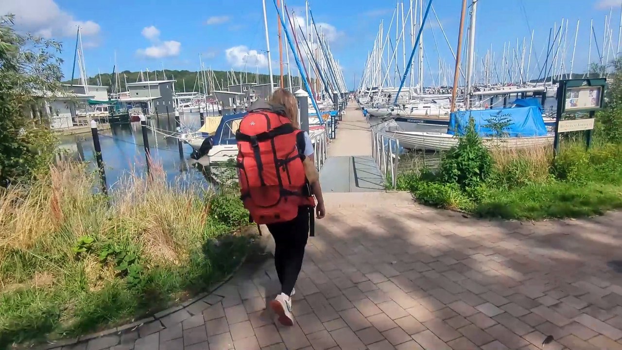 Wie man ein Boot gemütlich macht - Nami Sailing Folge 4