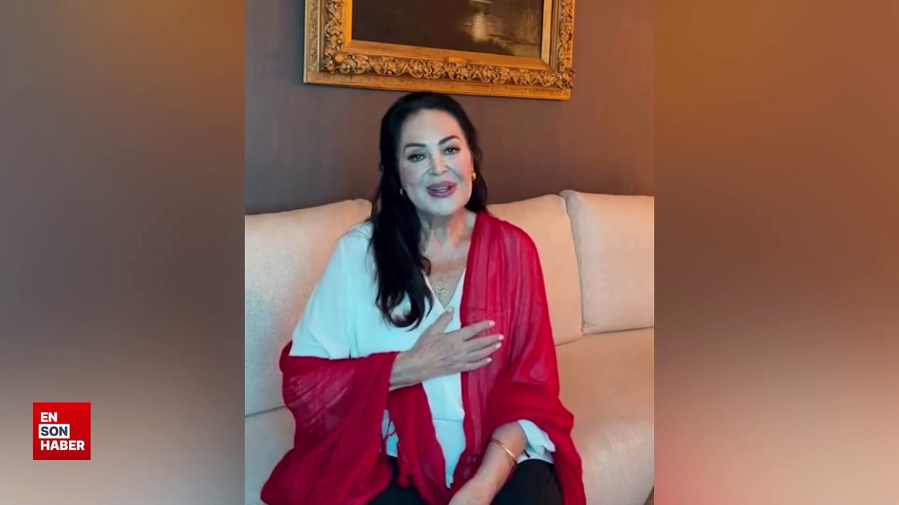 Türkan Şoray'dan Cumhuriyet'in 100. yılına mesaj