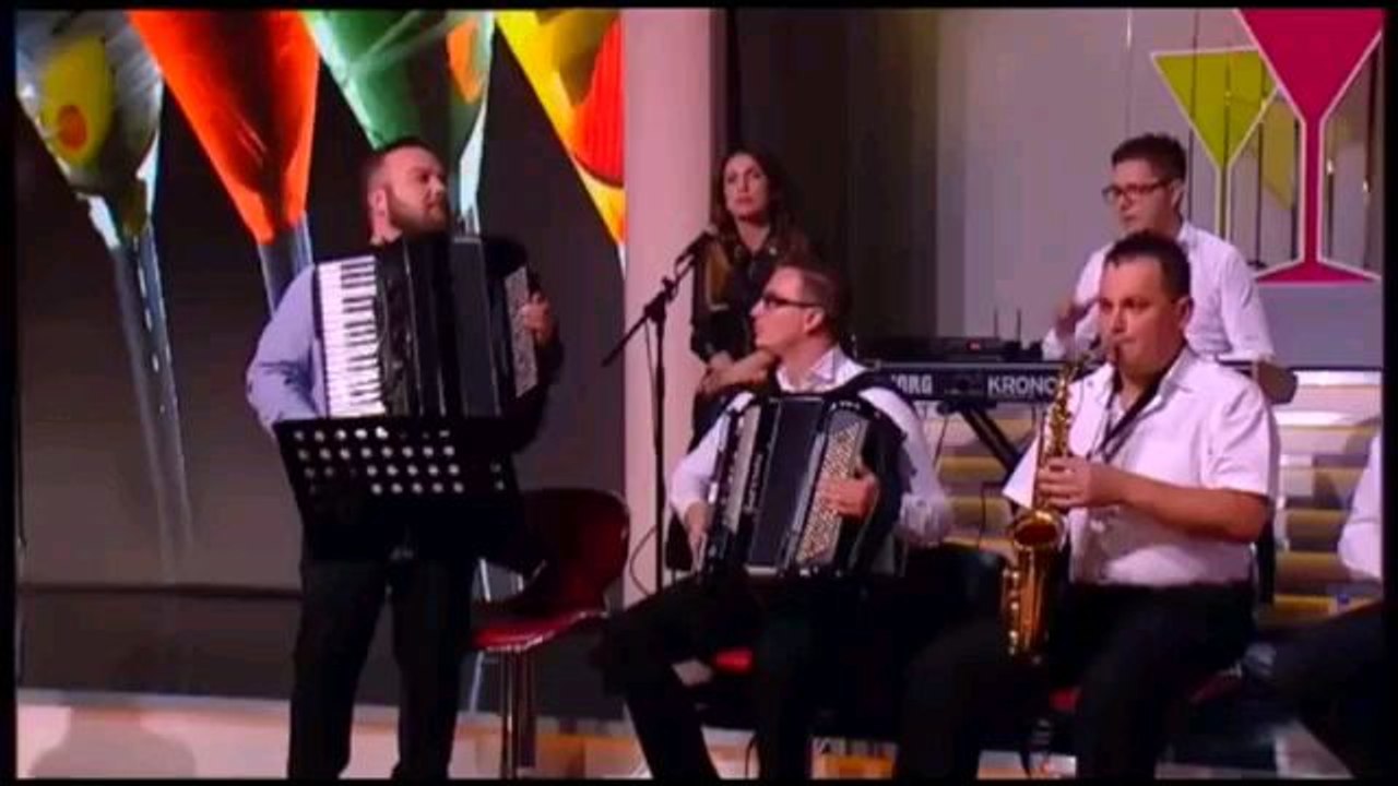 Sanja Djordjevic - Janje umiljato - Live - GK - (Tv Grand 27.05.2015)